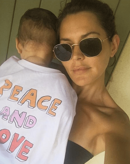  Danielle with her daughter Romy
