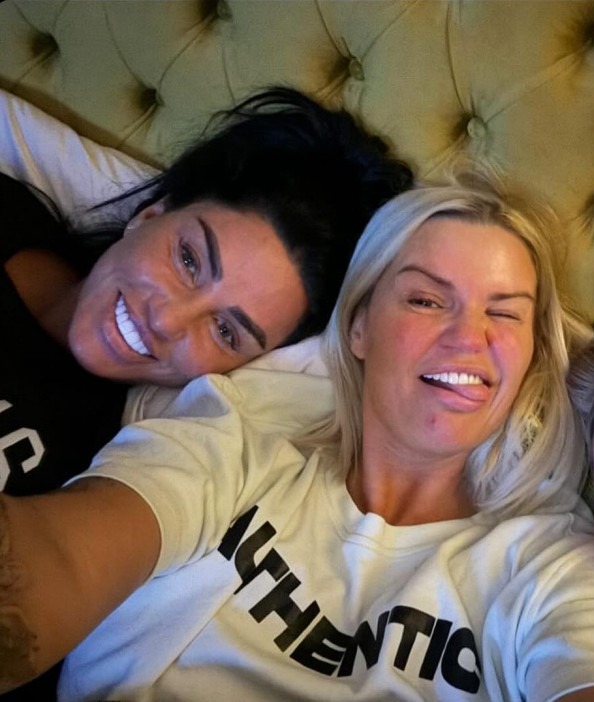 Three in a bed - Katie Price jumps in bed with best pal Kerry Katona and Daughter Lilly