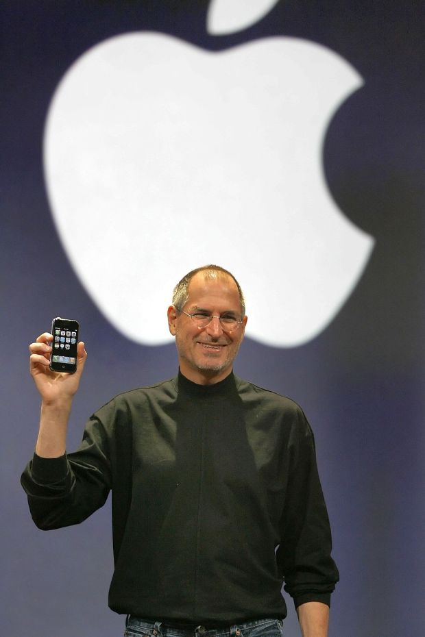 Steve Jobs at iPhone launch 