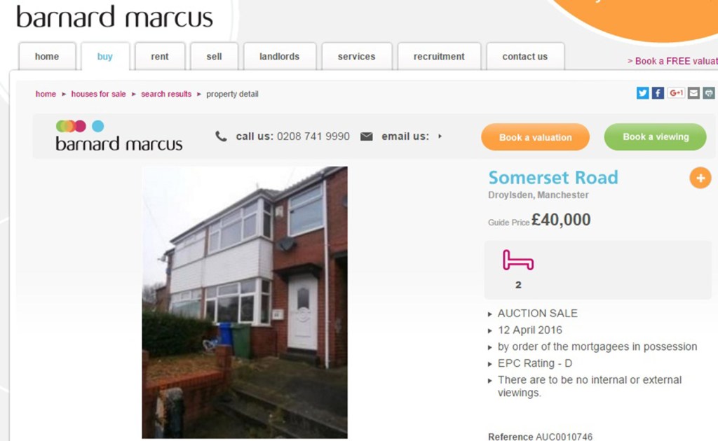 Estate agent's adver listed home as being close to shopping amenities and transport links as well as Manchester city centre