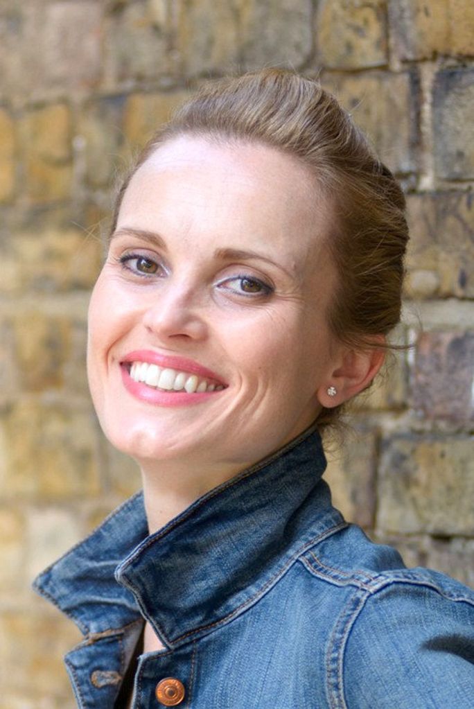 The former actress wrote in a blog about how she used her acting skills to win men's hearts