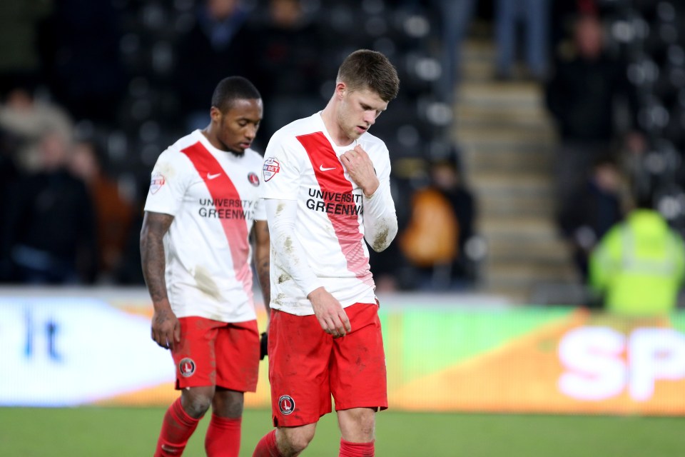 Soccer - Sky Bet Championship - Hull City v Charlton Athletic - KC Stadium