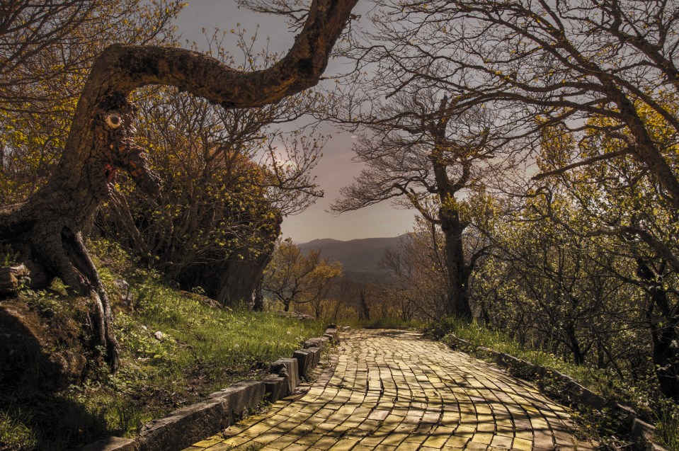 Few visitors appeared to have walked along the road when Seph took this snap