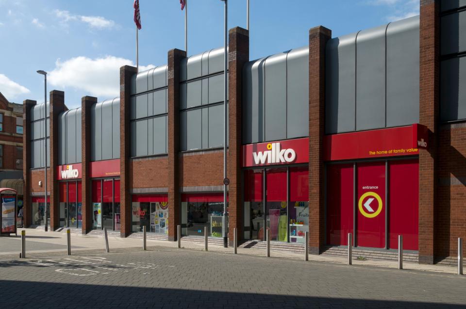 The shopper, a male aged between 30-50, was unprovoked when her hurled abuse at a woman in hijab at a Wilko store 