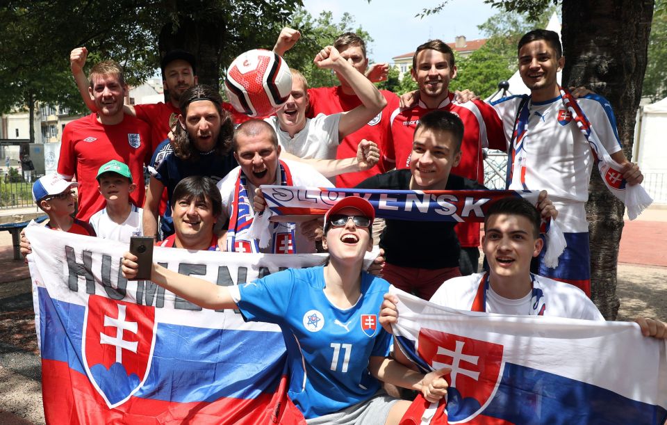 Slovakia v England - UEFA Euro 2016 - Group B - Stade Geoffroy Guichard