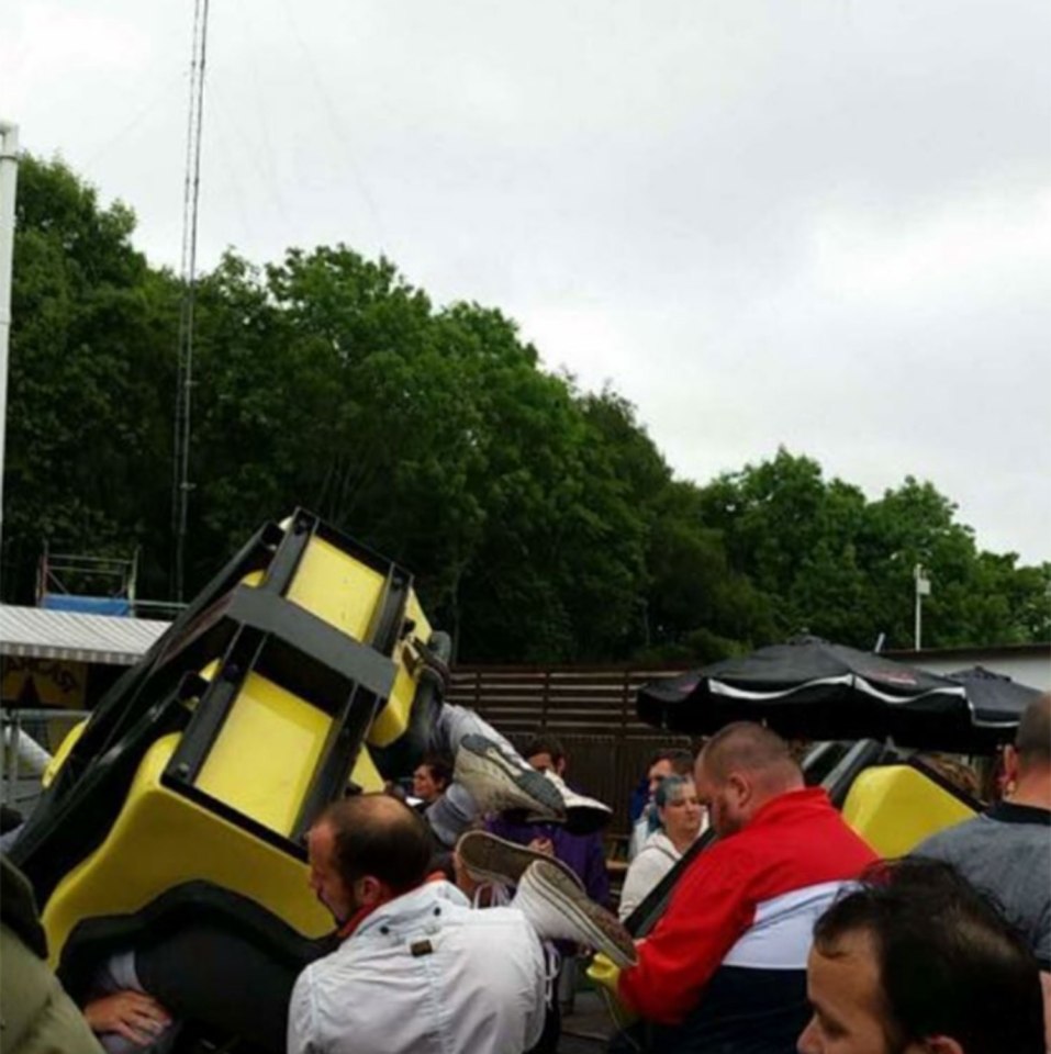 Rollercoaster crash