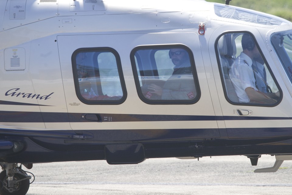 Taylor Swift and Tom Hiddleston leave Rome by helicopter