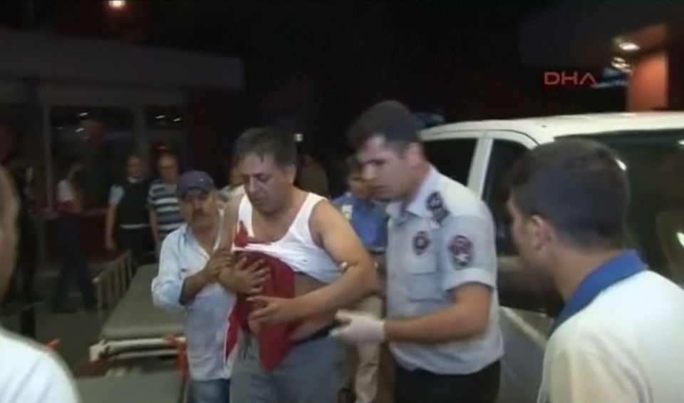 Turkey Istanbul: Explosions and gunfire rock Ataturk airport