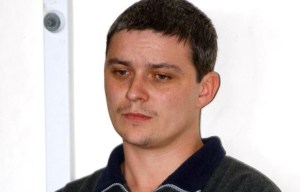 Sick child killer Ian Huntley 'wants to meet parents of Holly Wells and Jessica Chapman to apologise'