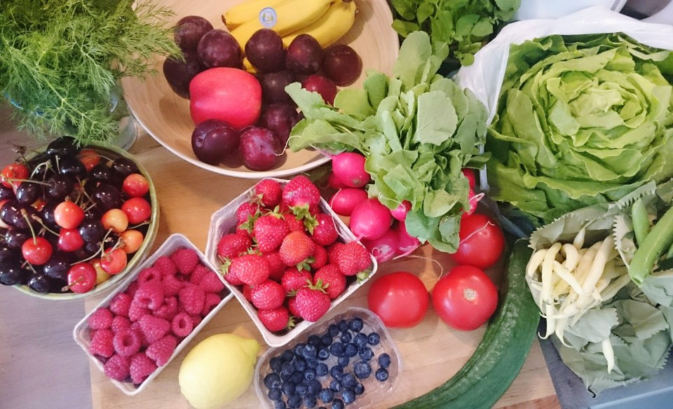 Tesco free fruit