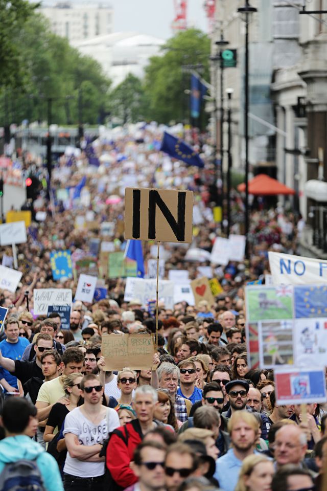With such a slender majority, the new government find a new relationship with the EU that both Leavers and Remainers can live with