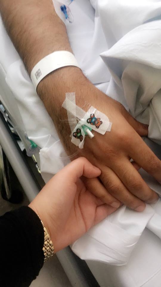 MAn stabbed in back