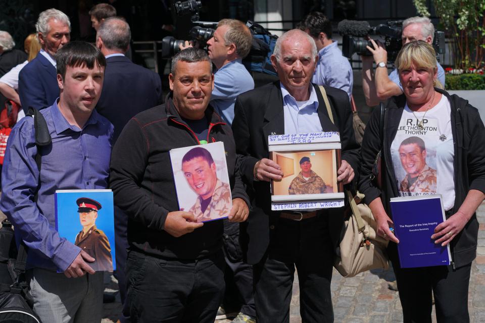 London, UK. 6th July 2016. The families of the fallen soldiers demand Time for Truth & Justice as the Chilcot war report on Britains role in the Iraq way is published today, outside QEII Centre, London, UK. ¿ See Li/Alamy Live News