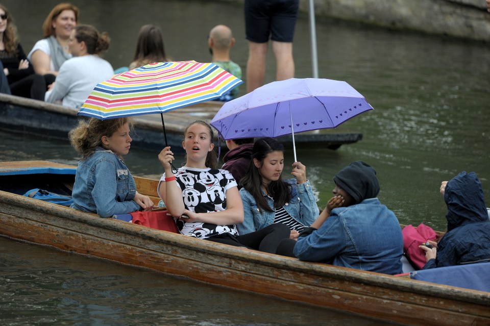Sesonal weathe, Cambridge, UK - 09 Jul 2016