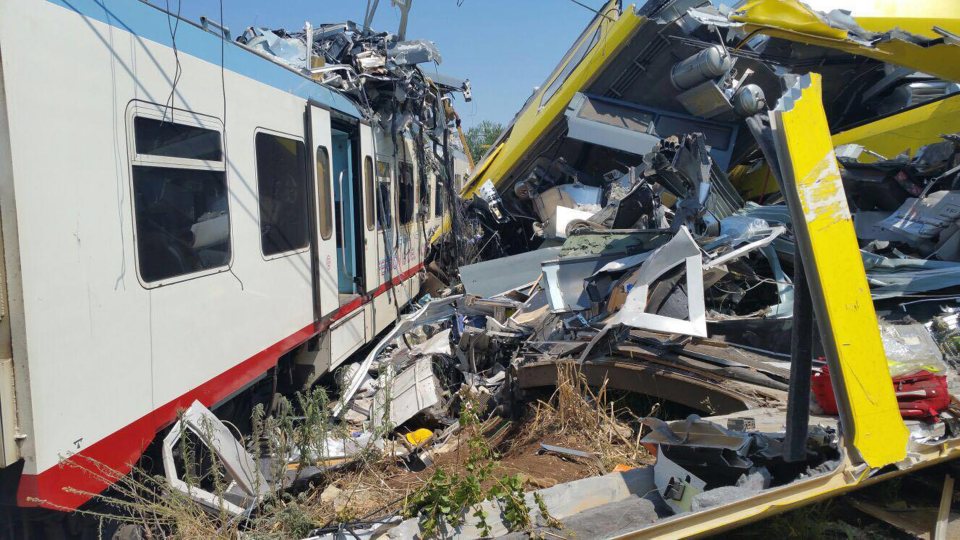 The trains comprised of four carriages each