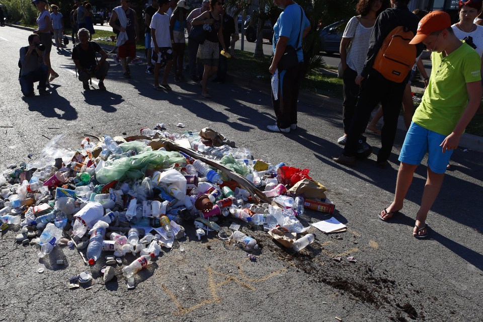 Some on-lookers suggest the crowd have more respect but they were shouted down 