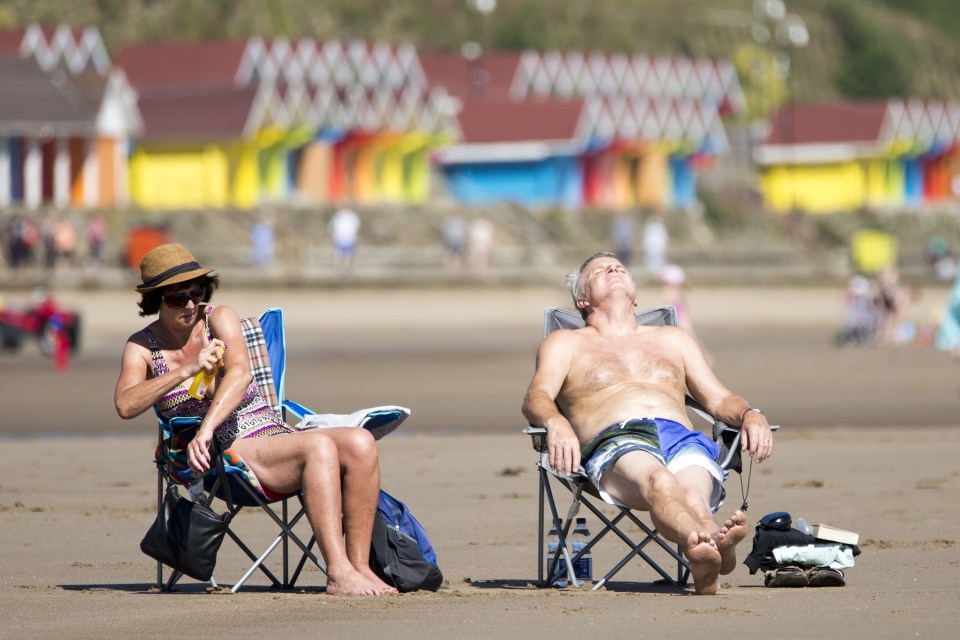 Across the UK yesterday temperatures reached 30 degrees and beyond, with many making the most of the sunshine