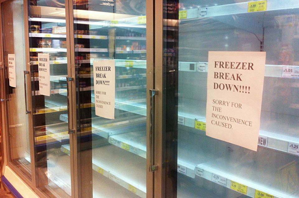 Customers looking to cool off with a cold drink were met with broken freezers in a Tesco Metro store in Victoria