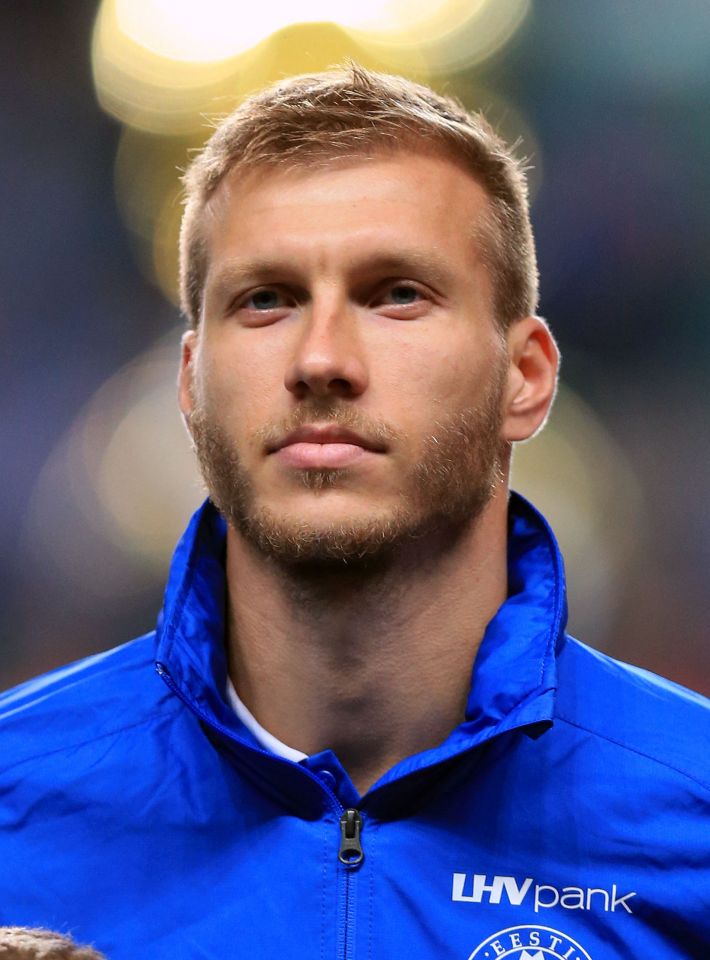 Liverpool have signed Rasgnar Klavan on a three-year deal from Augsburg