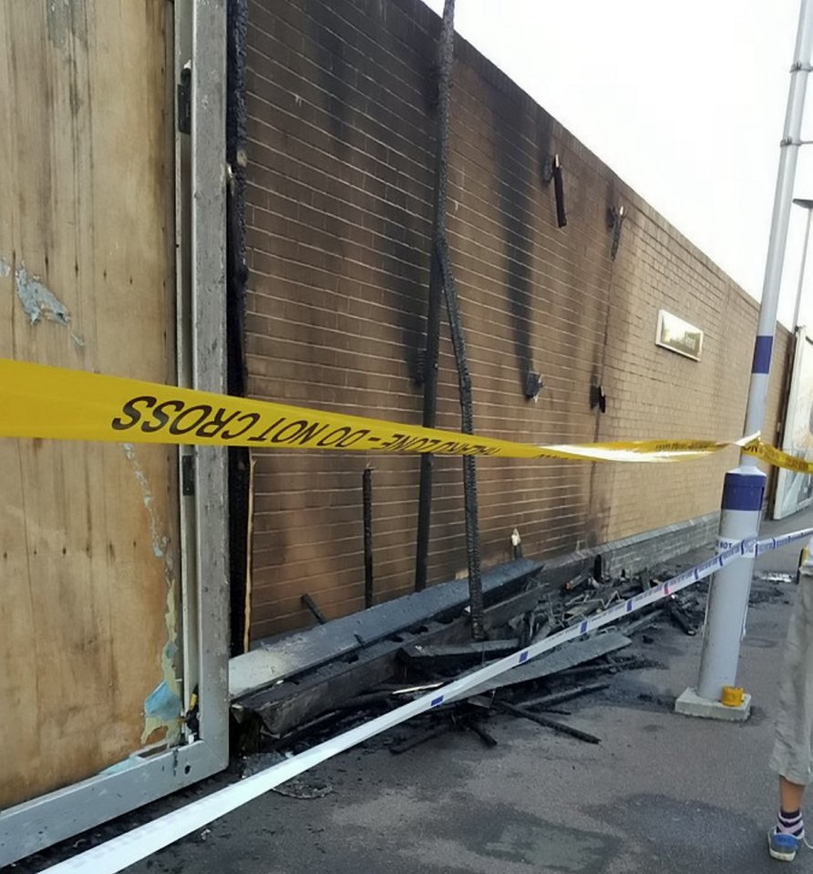 Around 200 commuters were evacuated from Woolwich Arsenal station, south-east London, when the blaze began at 7pm. Four fire engines and 21 firefighters rushed to the scene