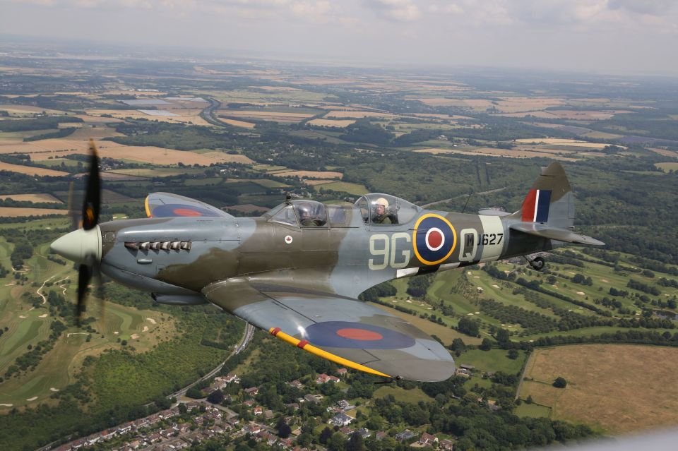 Czech Air Force veteran flies spitfire