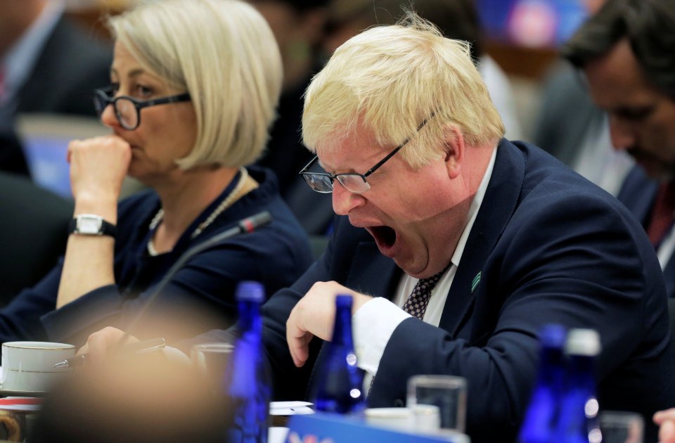 The Foreign Sec was snapped yawning at a Daesh counter terror summit in the American capital