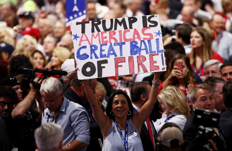 The event saw hundreds of fans showing support to Donald Trump