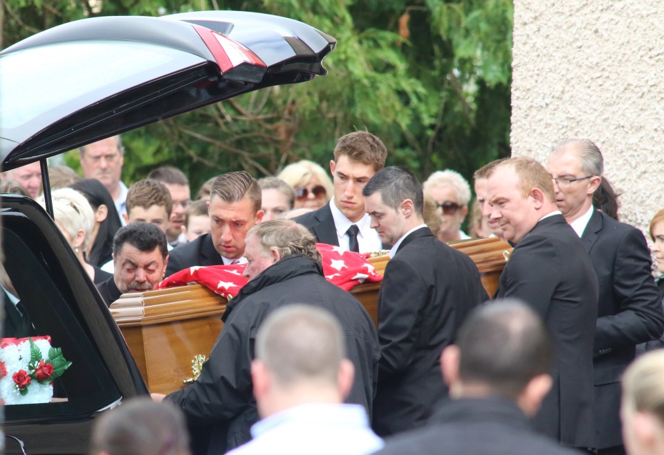 Oola Funeral4