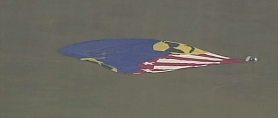Texas hot air balloon crash: 'No survivors' among 16 on board