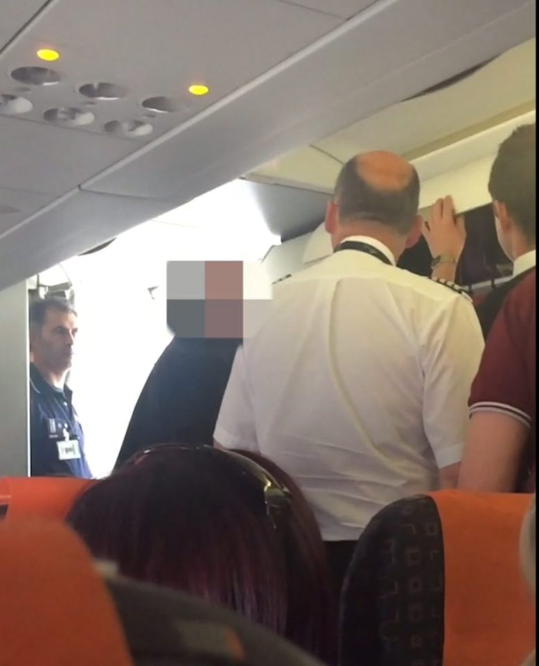 Man escorted off Edinburgh to Madeira flight by Lisbon police - 160803.00_00_05_20.Still003 (1)