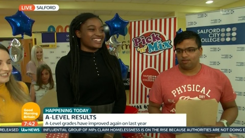 The other students are given a round of applause when they say they have their ideal results 