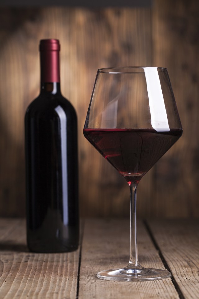 Health officials have warned parents to keep children away from alcohol until they are at least 15 years old because of an increased risk of injuries, violence and suicide