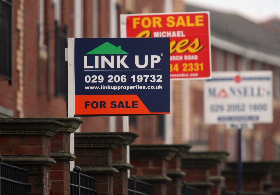 Estate agent signs