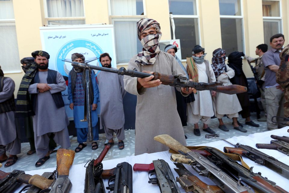 Militants surrender as part of reconciliation initiative