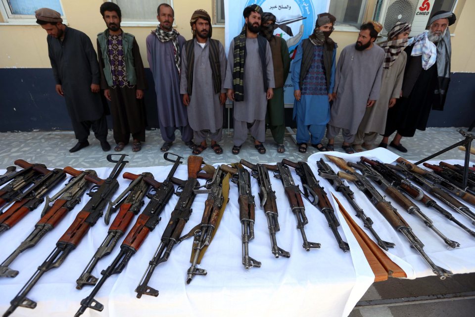 Militants surrender as part of reconciliation initiative