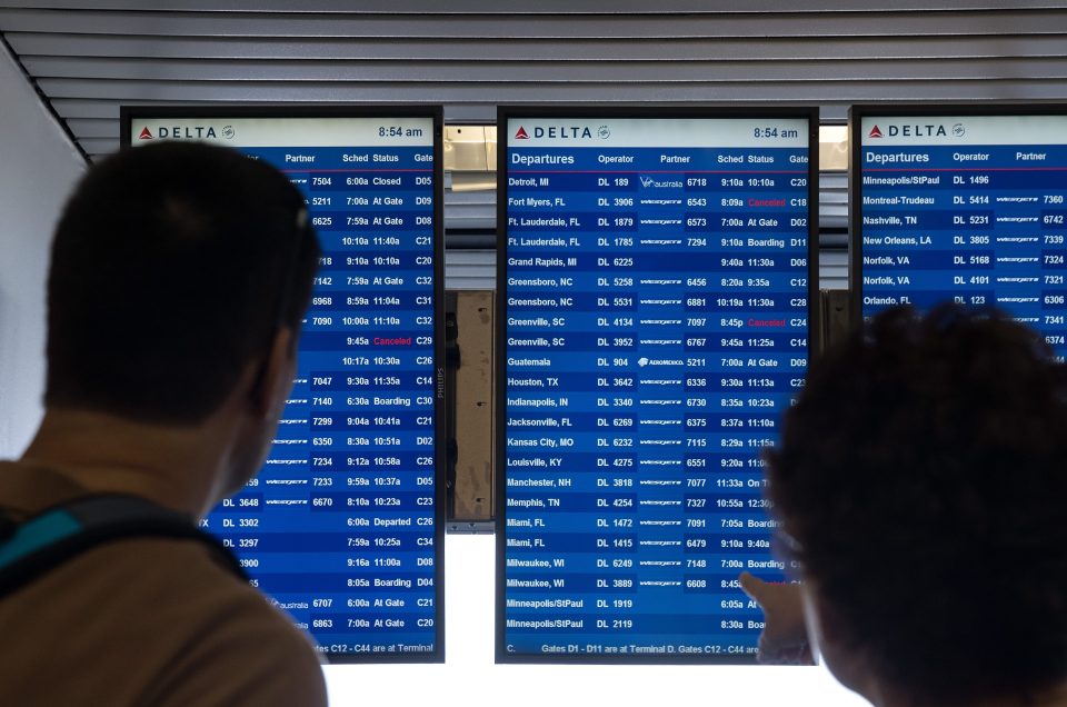 Delta customers were warned that the arrival times were wrong