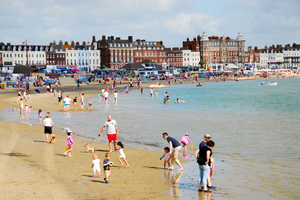 Seasonal weather, Weymouth, UK - 09 Aug 2016