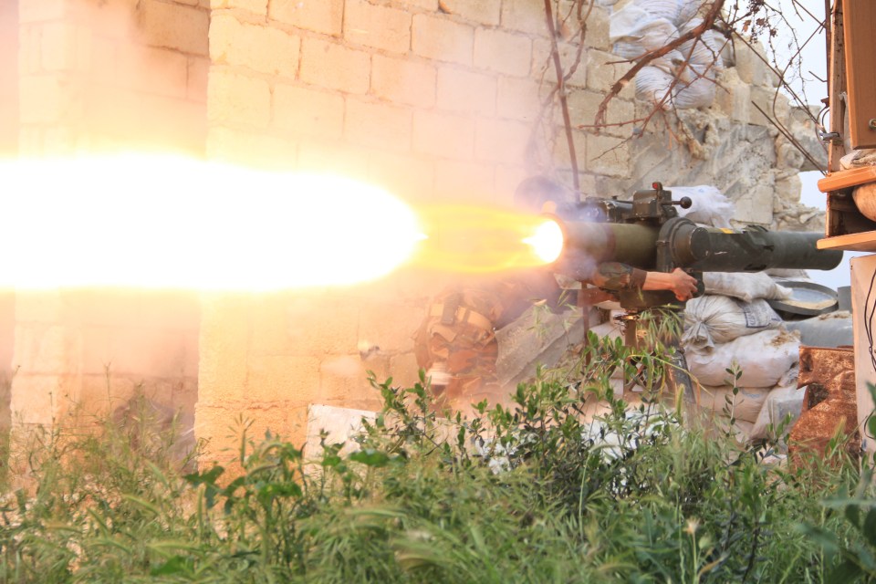 Clashes are currently taking place between the Free Syrian Army and the regime Army in the eastern outskirts of Aleppo