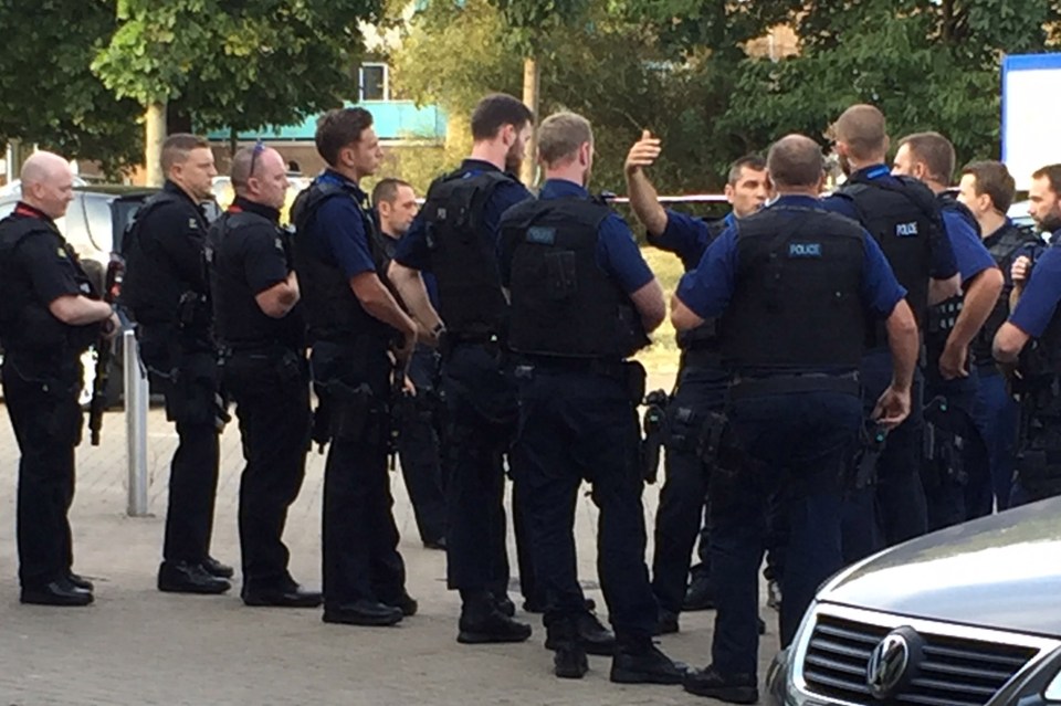 Mile End armed incident