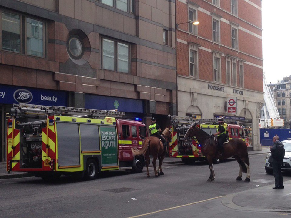 Moorgate station evacuated