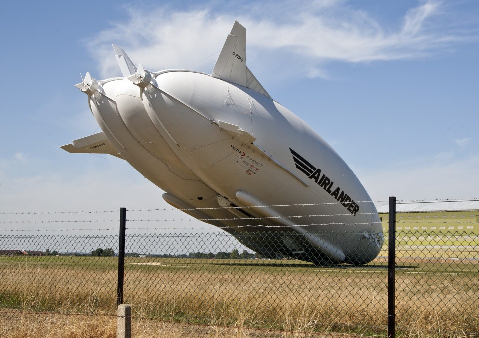 This is the moment the Airlander plunged nose first into the ground