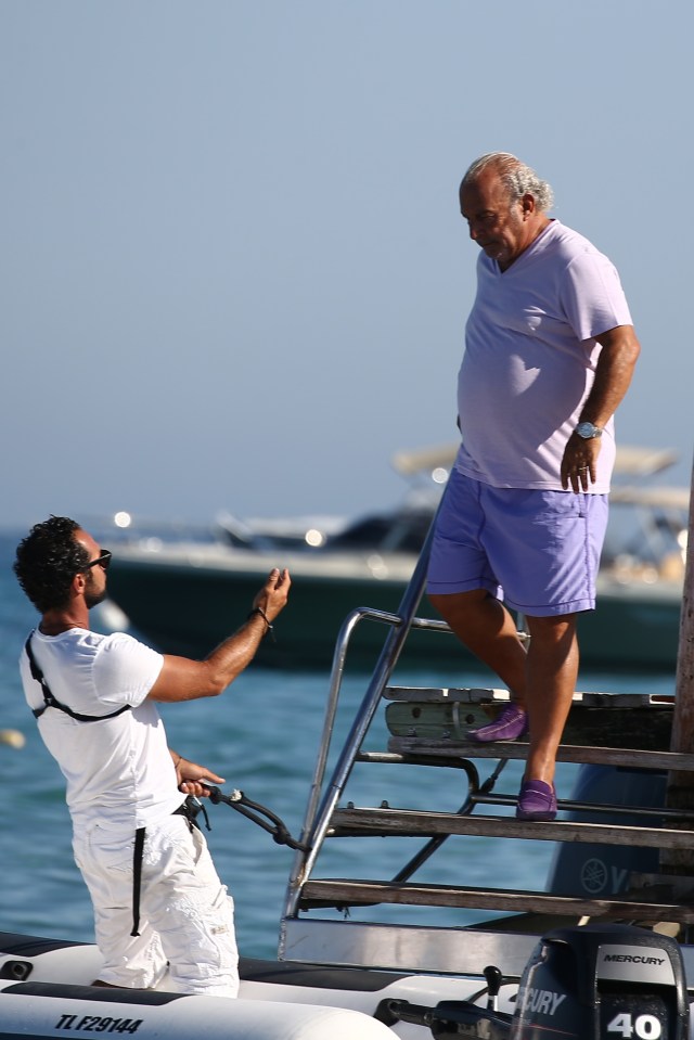 FAMEFLYNET - Sir Phillip Green And Daughter Chloe At Club 55 In Saint Tropez 513697