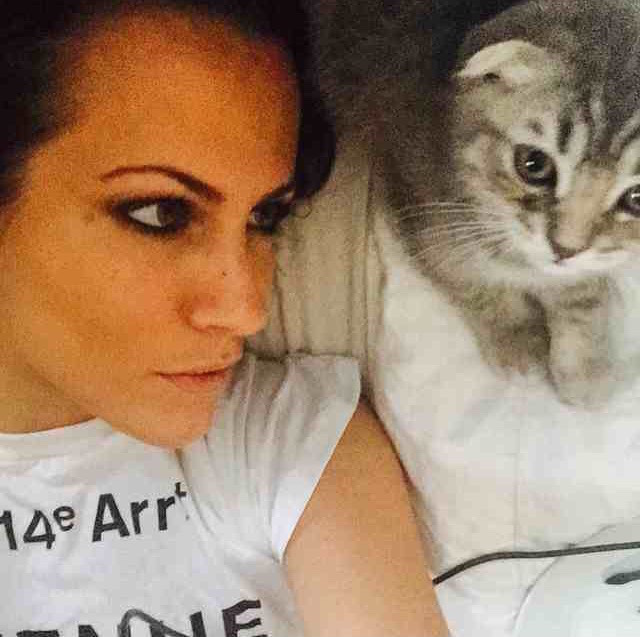 Caroline Flack with her cat Waffle 