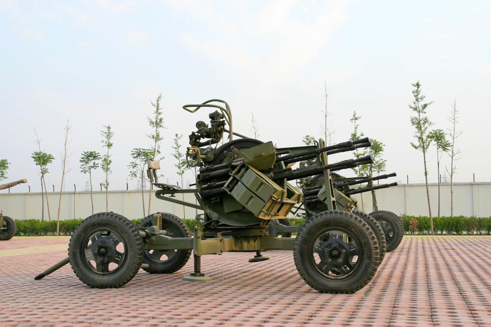 anti-aircraft machine gun