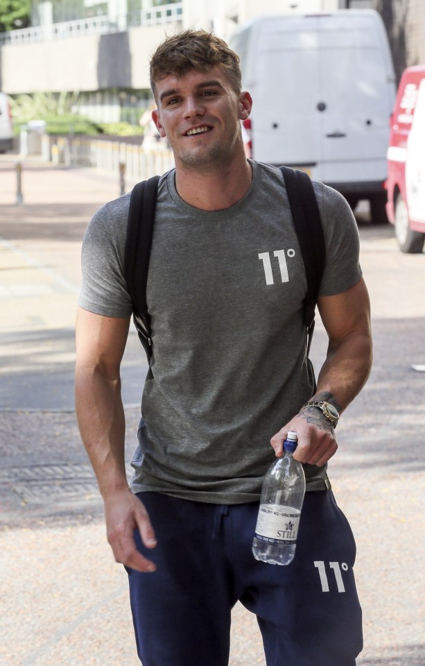 Gaz has written an article defending Vaz over the male escort claims
