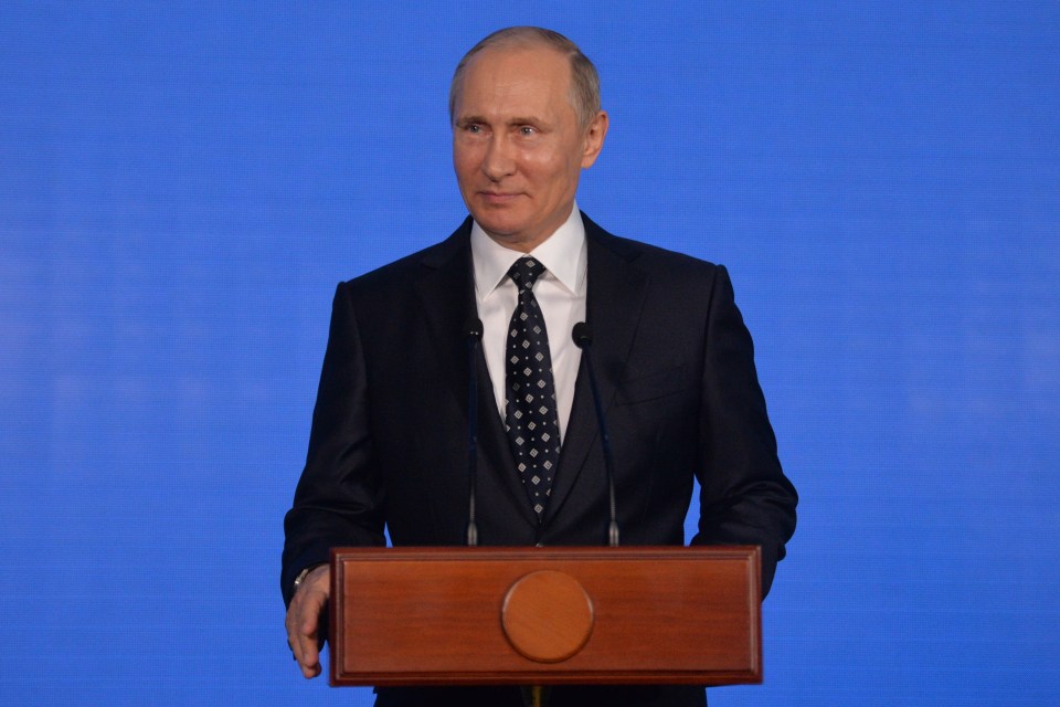 Russian President Putin visits Primorye Oceanarium