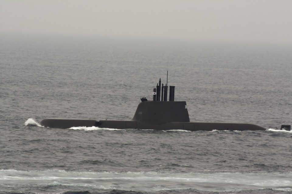 The Korean navy believes it submarines are being tracked by US Navy vessels