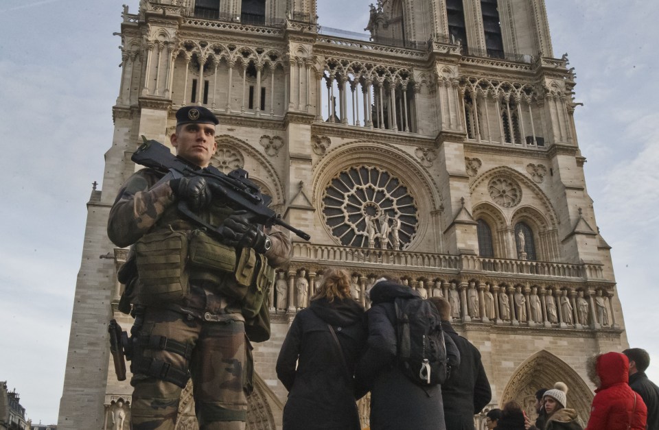 A car packed with half a dozen gas canisters was found close to Notre Dame Cathedral in Paris