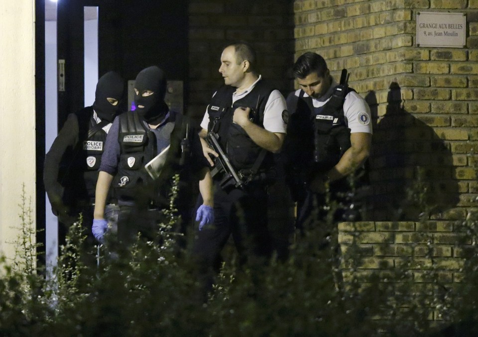 Armed police took part in the raid in Boussy-Saint Antoine