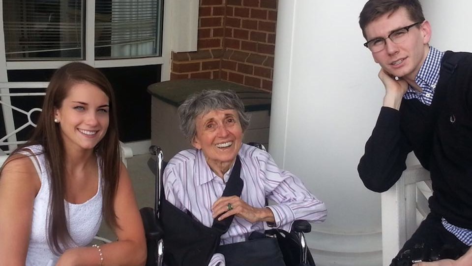 Greta Friedman, centre, and her grandkids Caroline, left, and Michael, right. Friedman, who was claimed to be the woman in the iconic VJ Day photograph, has now died